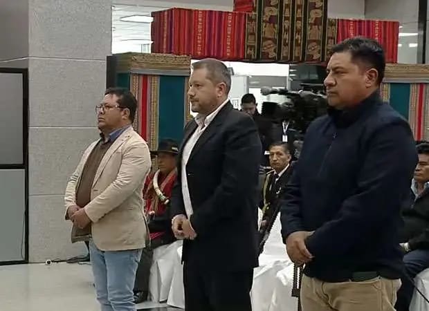 Arce insta a nuevos ministros a mostrar mayor transparencia y lucha férrea contra la corrupción 