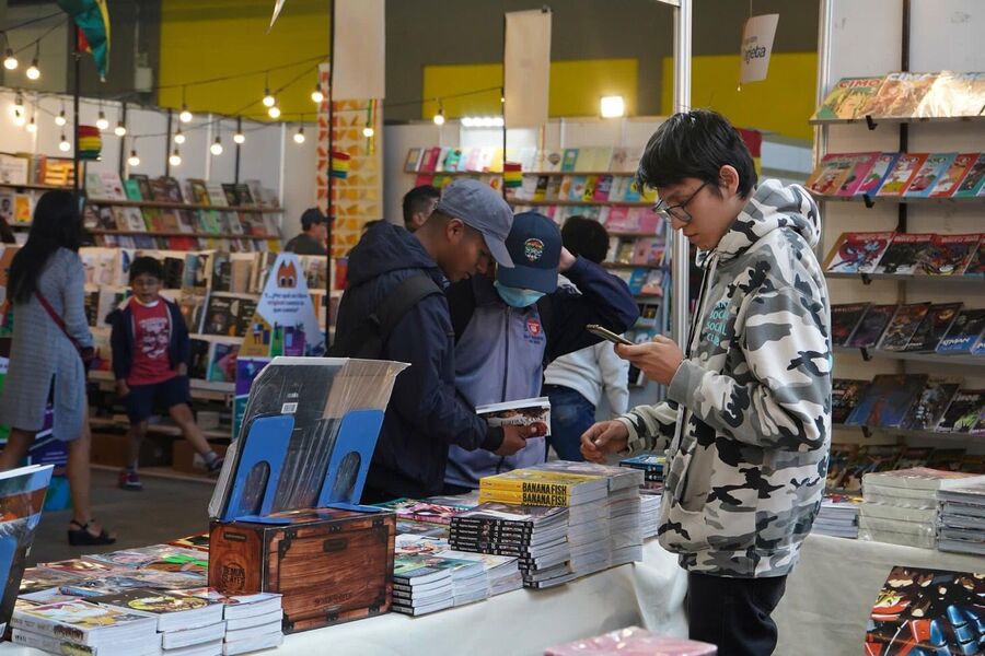 Feria del Libro de La Paz superó las 101.000 visitas