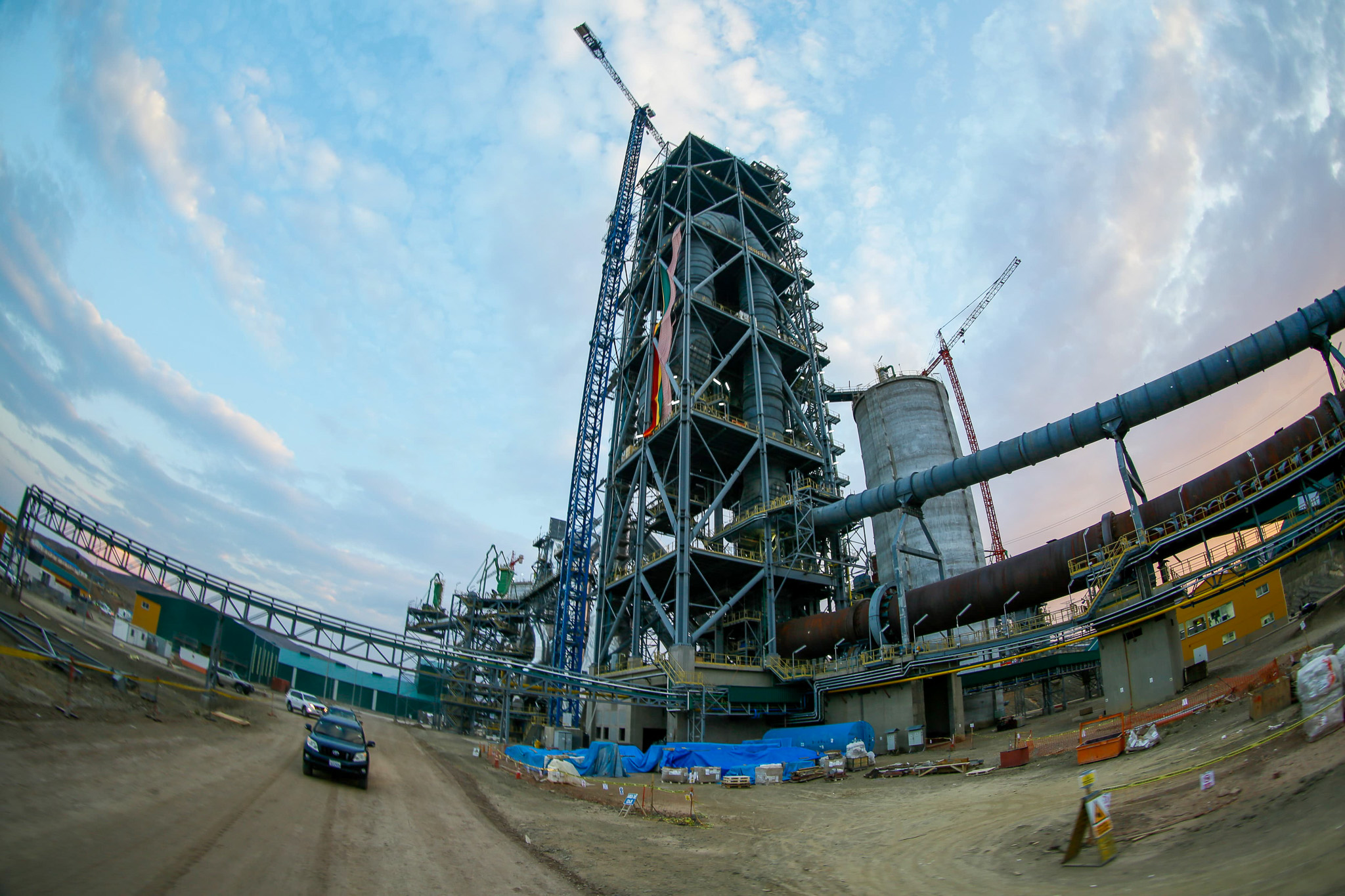 Senado aplaza tratamiento de ley que viabiliza explotación de materia prima para cementera de Potosí