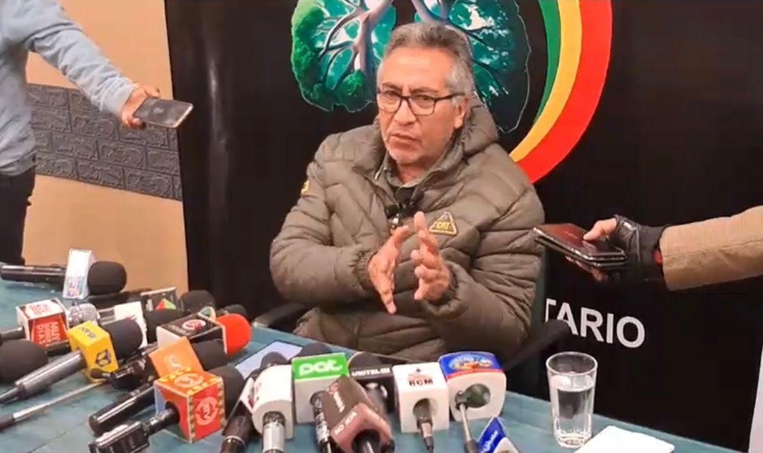 Reprochan que con anuncios de nuevos bloqueos insistan en la candidatura de Evo 