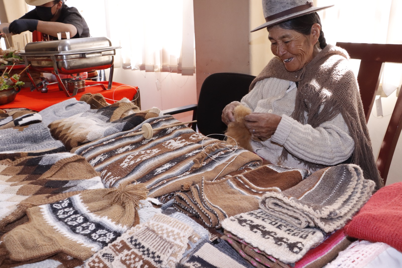 Expoferia de camélidos en Oruro reunirá a 50 asociaciones de transformadores en fibra y carne 