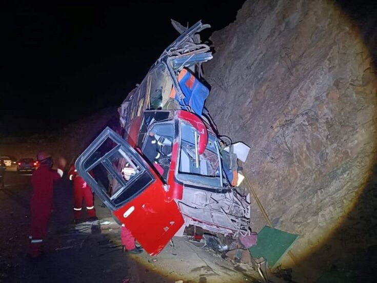 Sube a 15 número de fallecidos por accidente de bus Narváez, ATT anuncia sanciones a la empresa