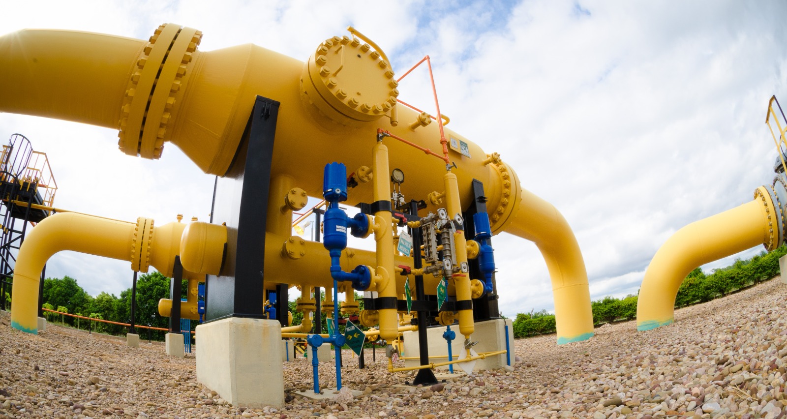 YPFB suministrará 700.000 metros cúbicos día de gas al Complejo Siderúrgico del Mutún