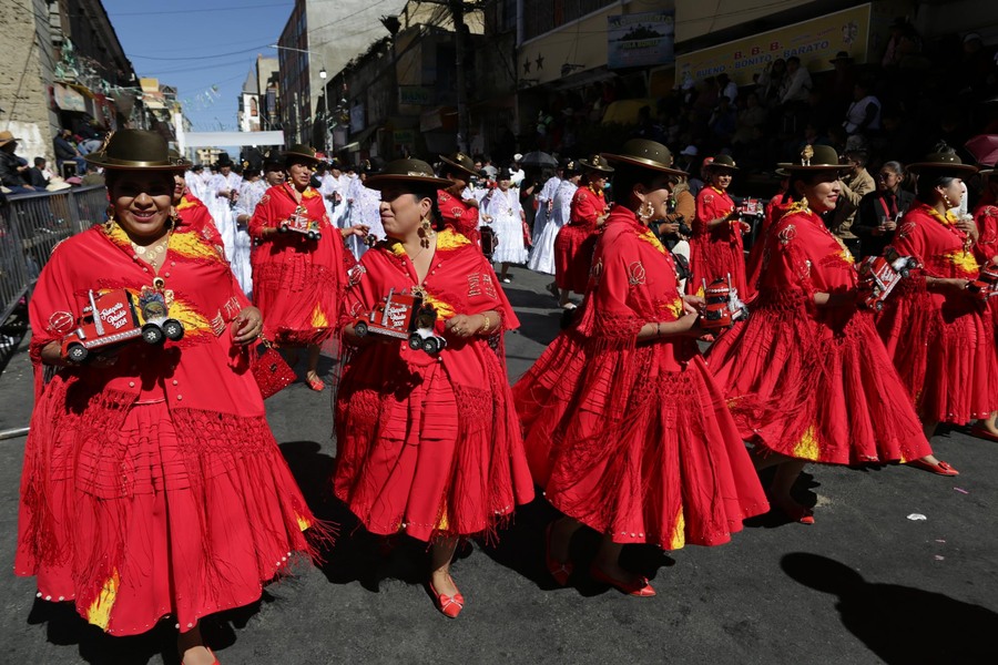 En el Día Mundial del Folklore llaman a preservar y defender las costumbres, danzas y música boliviana