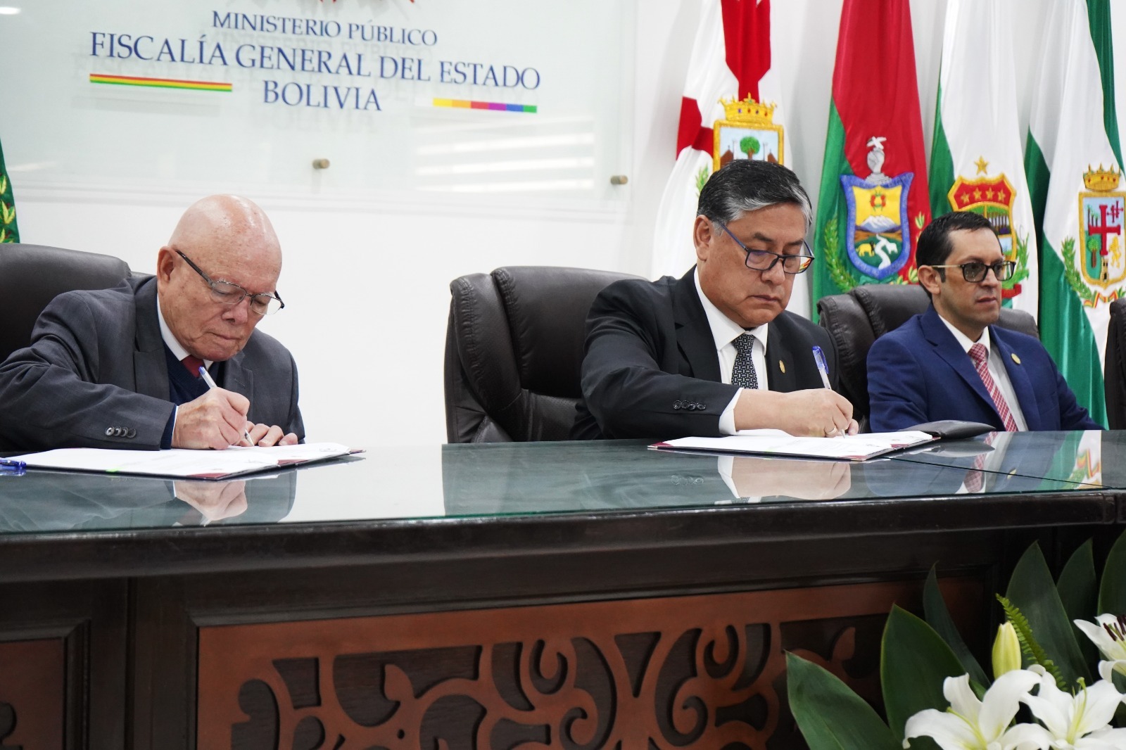 Fiscalía y TSE intercambiarán información en tiempo real para optimizar respuestas y acceso a información electoral