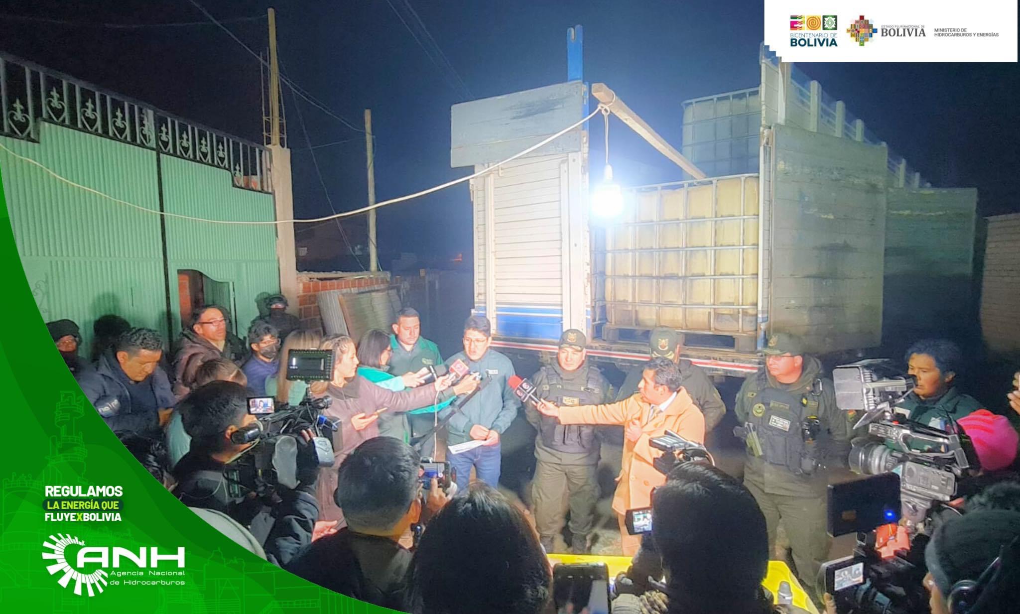 Incautan en El Alto 20.000 litros de diésel acopiados en una vivienda, no descartan complicidad de gasolineras