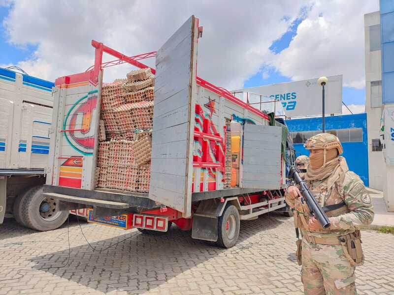 Incautan aceite, azúcar, huevo y otros productos por cerca de Bs 1 millón con destino a Perú