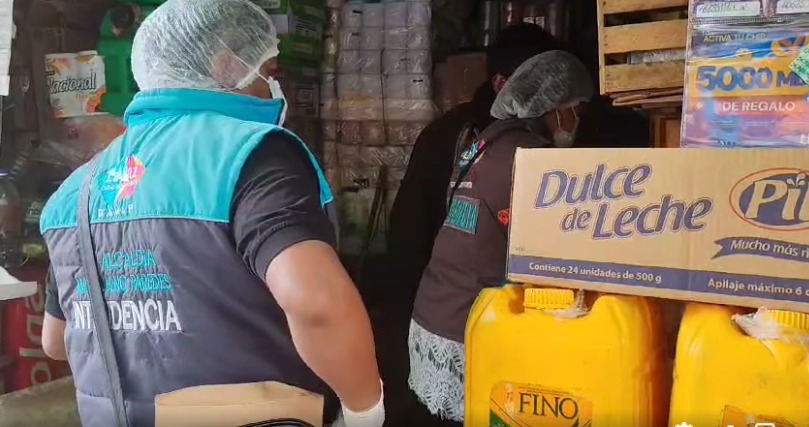 Descubren aceite oculto en negocios de La Paz y El Alto, hay dos arrestados y un aprehendido por agio y especulación 