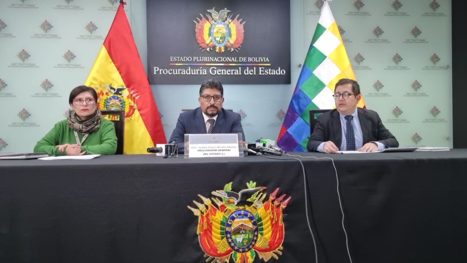 Bolivia logra evitar pagar $us 30 millones tras acuerdos con empresas rusa y española