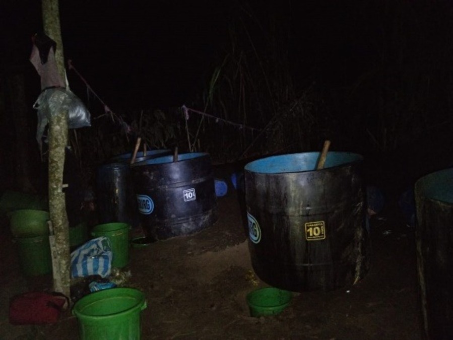 Fuerza antinarcóticos destruye cuatro fábricas móviles de cocaína en Cochabamba