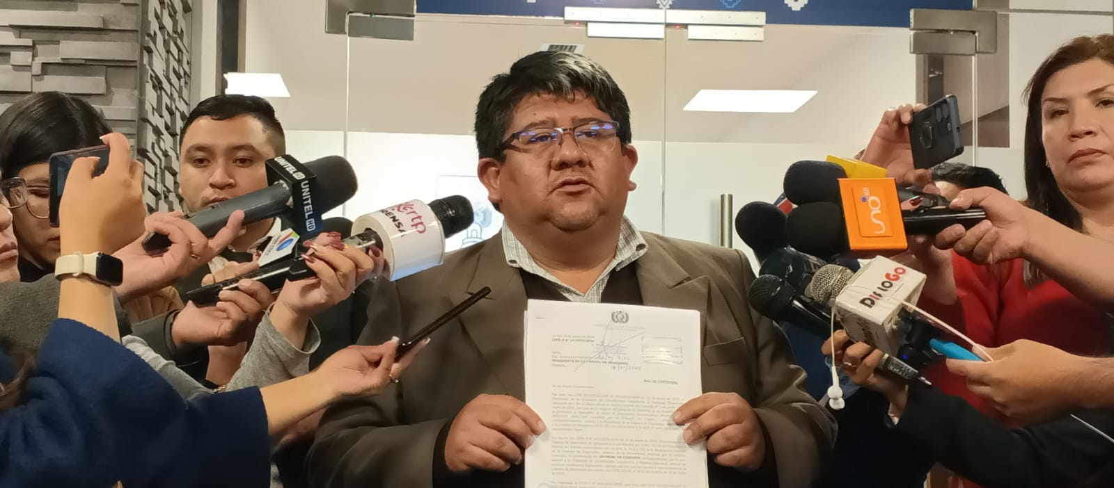 Diputados entrega al Senado proyecto de ley 144 de judiciales y espera pronto ajuste, analiza un plan B