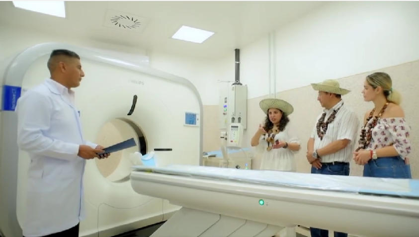 Ministra Castro asegura que los “verdaderos dueños del proceso de cambio” son los movimientos sociales