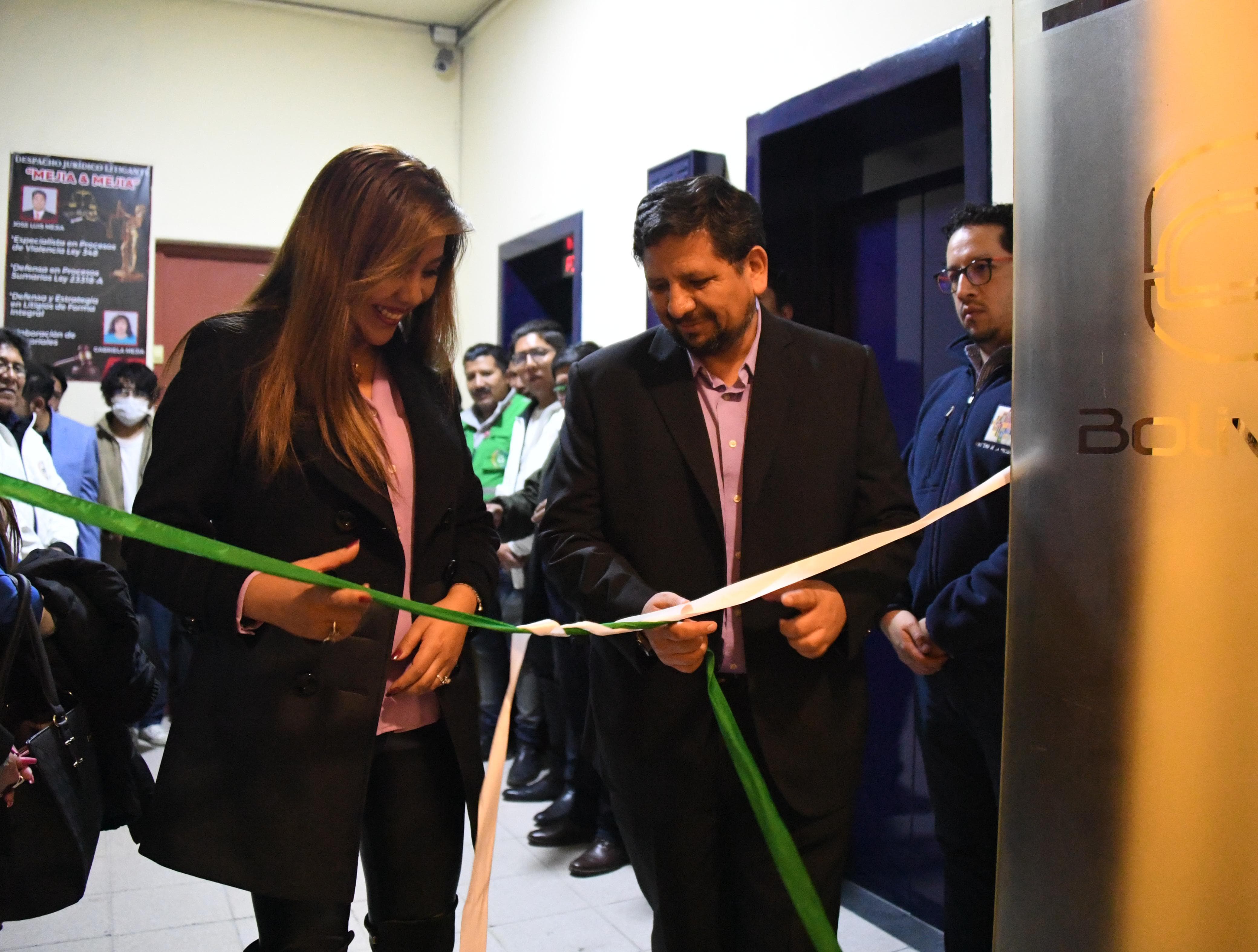 Bolivia Tv estrena moderno estudio y anuncia nueva programación