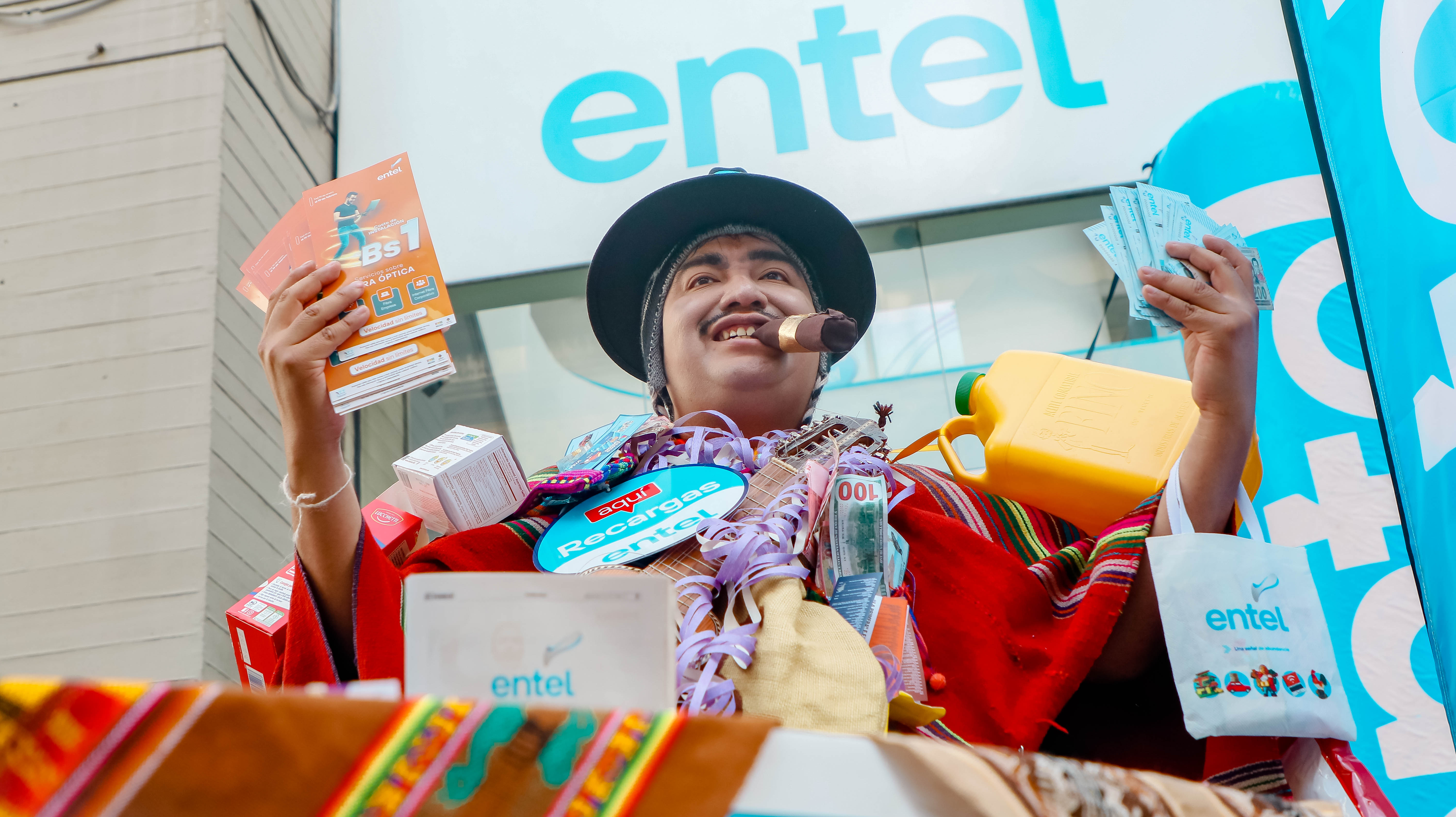 Entel celebra la Alasita con el “Ch´iti paquete” de una hora a Bs 1