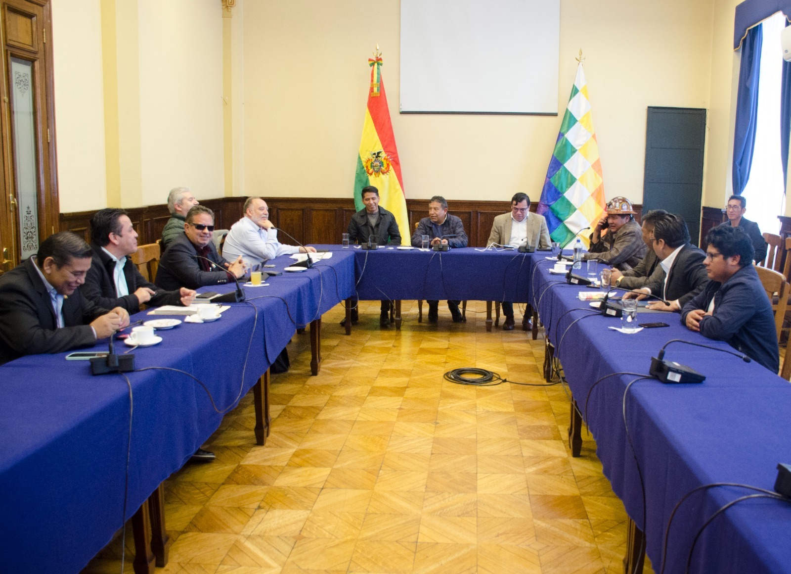 Proyecto de ley base para las judiciales fija más de 40 días para la preselección de postulantes y voto en plancha