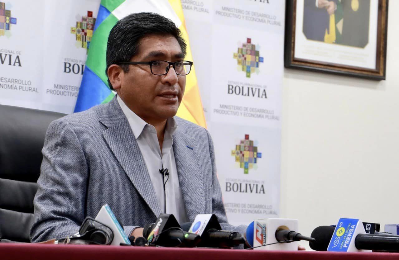 Gobierno desmiente a porcinocultores cruceños y revela que se incrementó dotación de soya a más de 456.000 toneladas