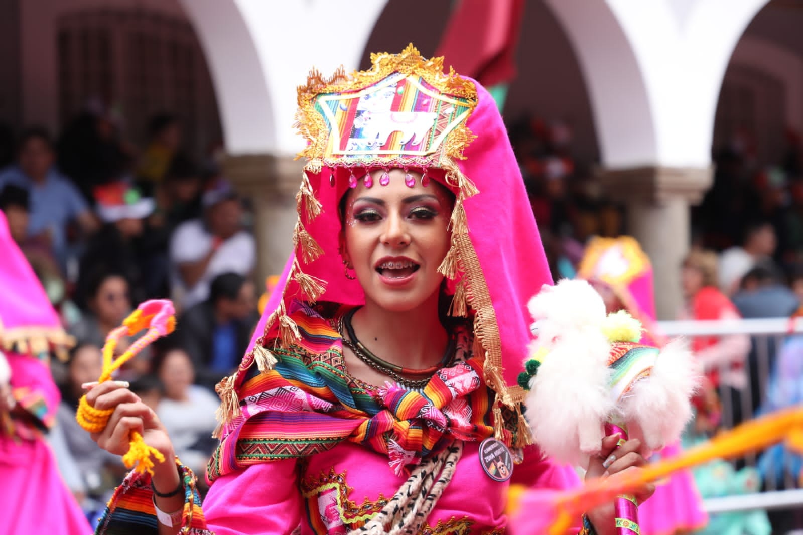 Carnaval de Oruro deslumbra, gana elogios de diplomáticos y prevé movimiento superior a los Bs 200 millones