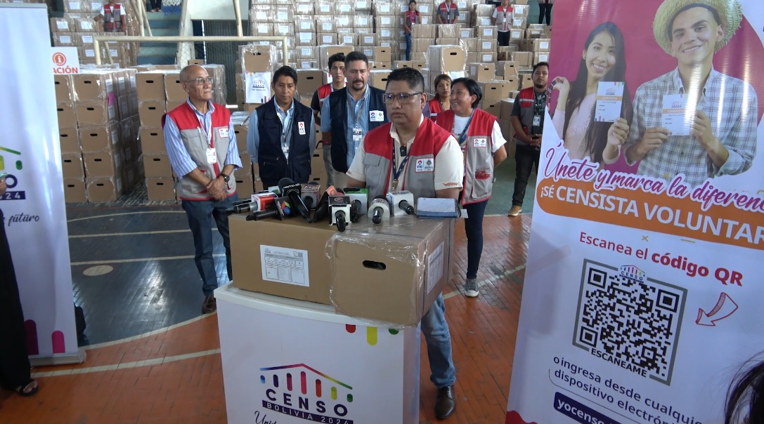 En Santa Cruz entregan el primer lote de 12.000 cajas censales 
