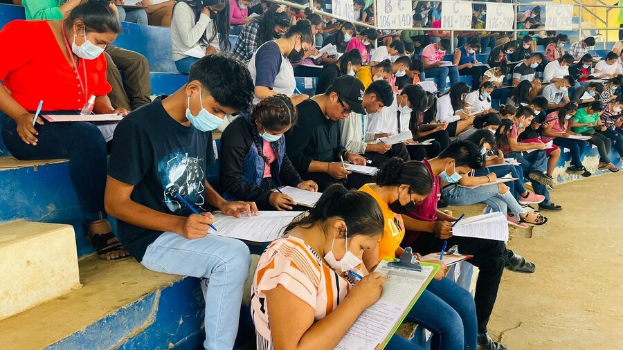 Más de 65.000 bachilleres buscan cupo para ingresar a las normales, la mayoría por estabilidad laboral no por vocación