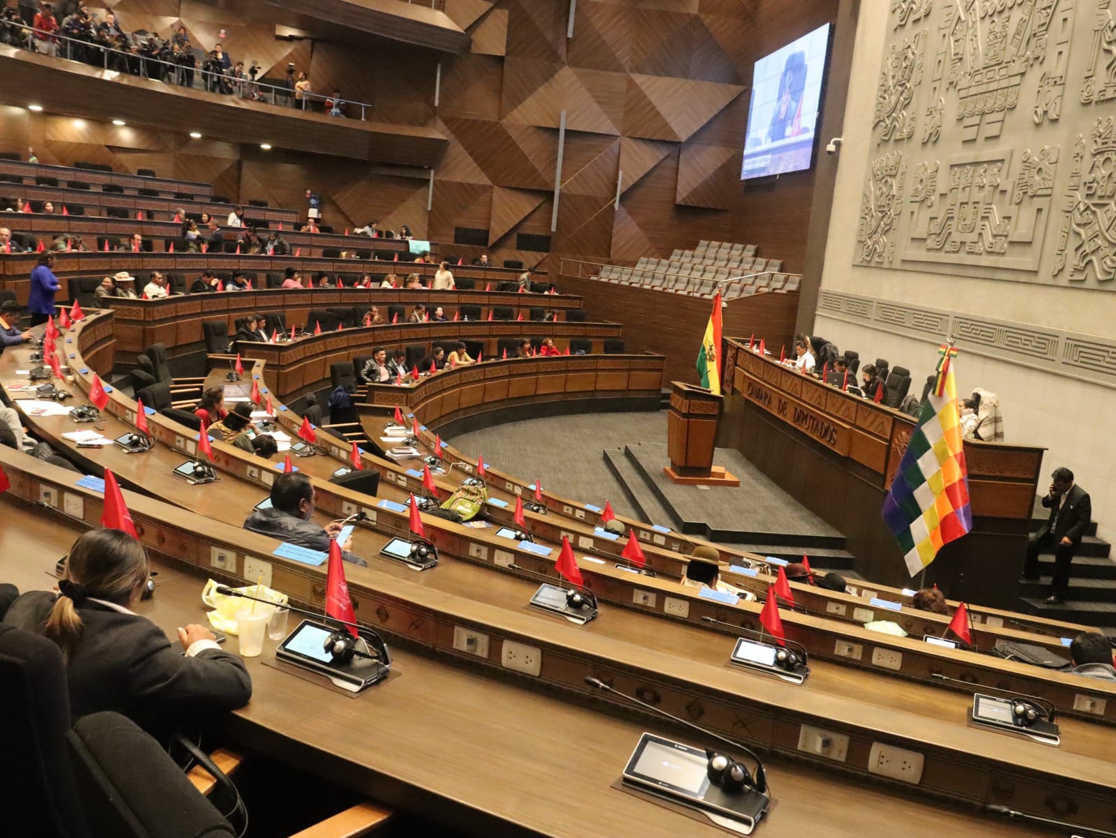 Diputados reinstala sesión para tratar seis leyes sobre créditos y anti prorroga de mandato del judicial