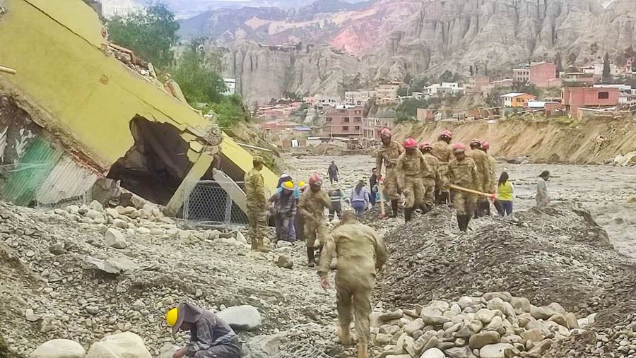 Exigen a Arias declarar alerta roja en La Paz para atender emergencias y denuncian desmantelamiento de maquinaria edil