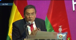 Empresarios de La Paz reafirman su defensa de la democracia y de la Constitución 