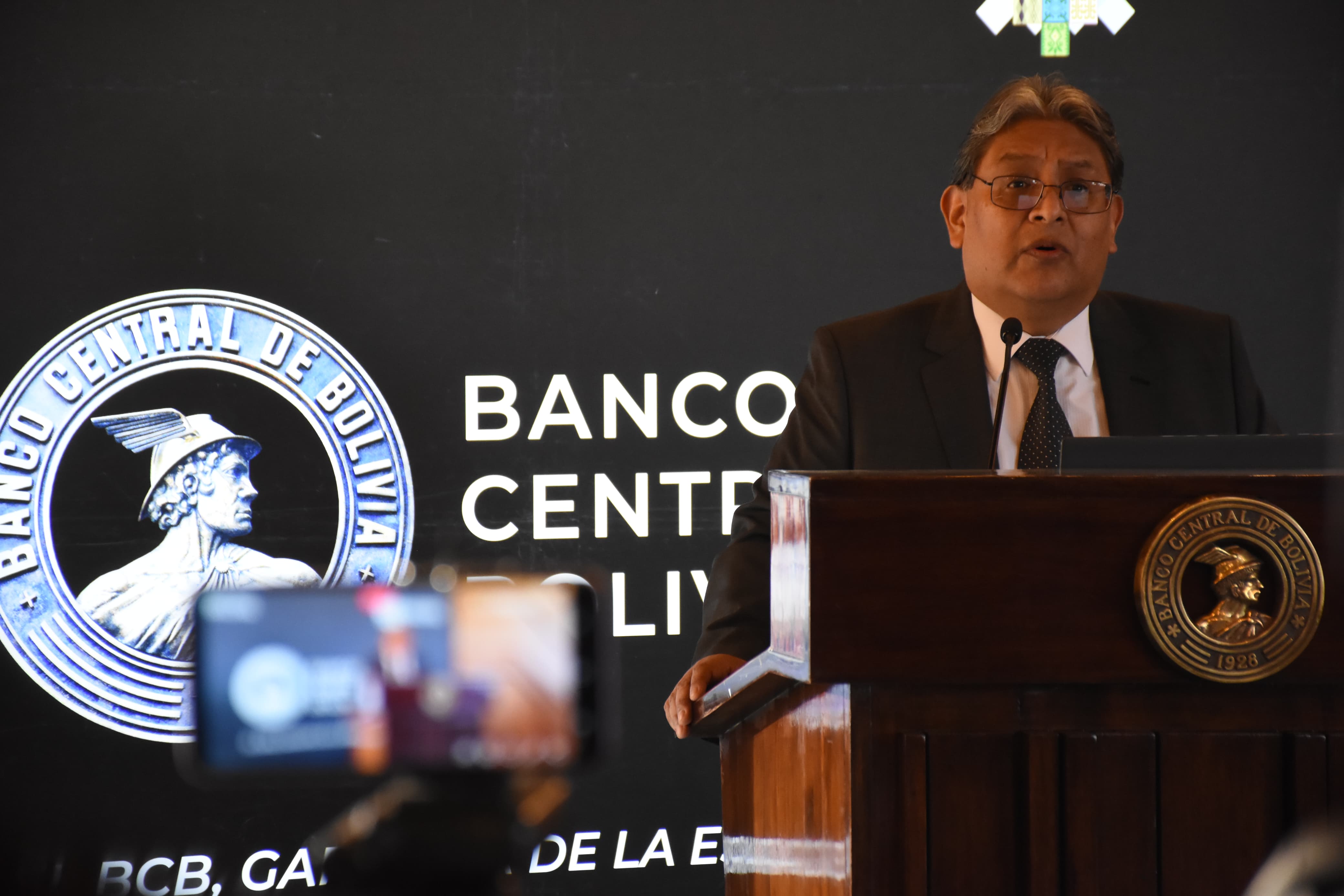 BCB inicia acciones legales contra los que difunden información falsa sobre impresión de billetes sin respaldo