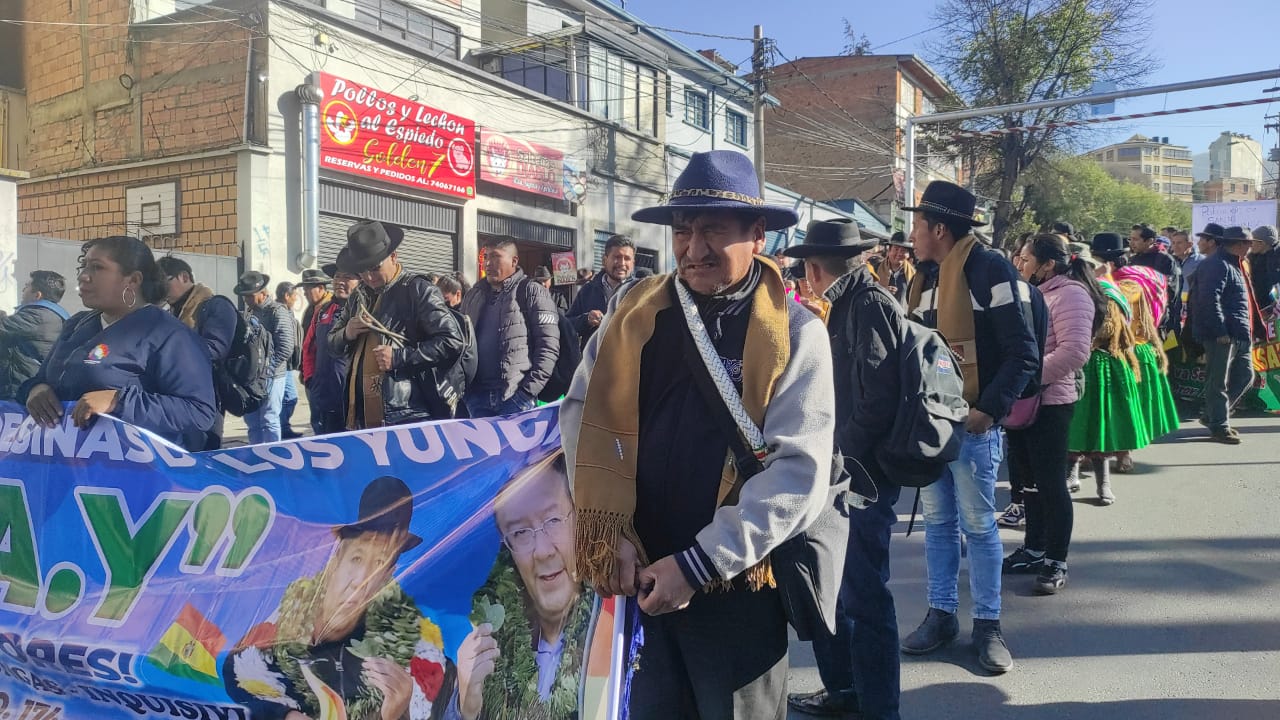 El inicio de la marcha en la plaza Villarroel.