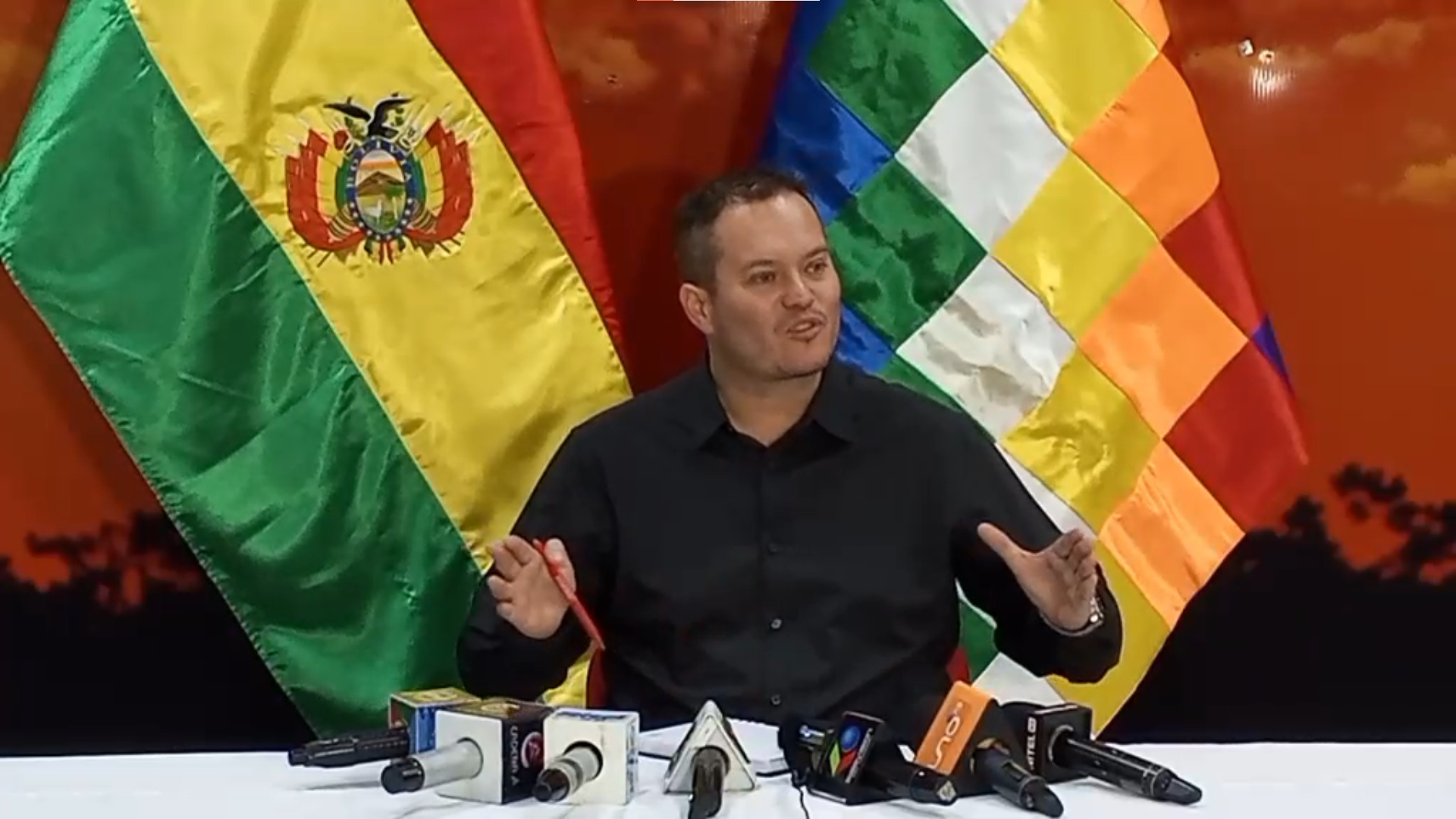 Factores climáticos afectan 22% de provisión de diésel, YPFB afirma que esta semana se resolverá el desfase