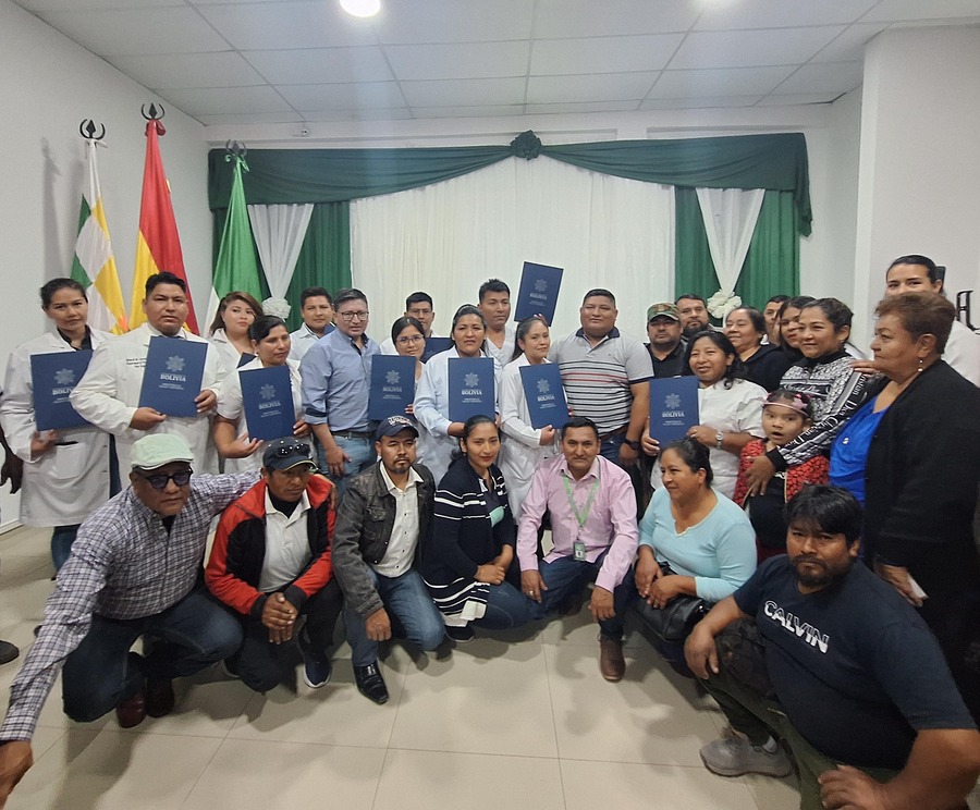 Establecimientos de salud de Yacuiba, Tarija se fortalecen con 15 ítems nuevos