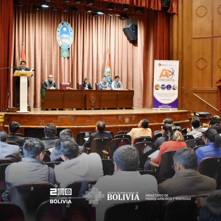 Socializan la Generación Distribuida que permite a usuarios producir energía eléctrica con fuentes renovables 