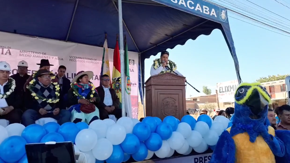 Entregan canalización de torrentera Mayu Mayu en Sacaba para reducir riesgos de inundación