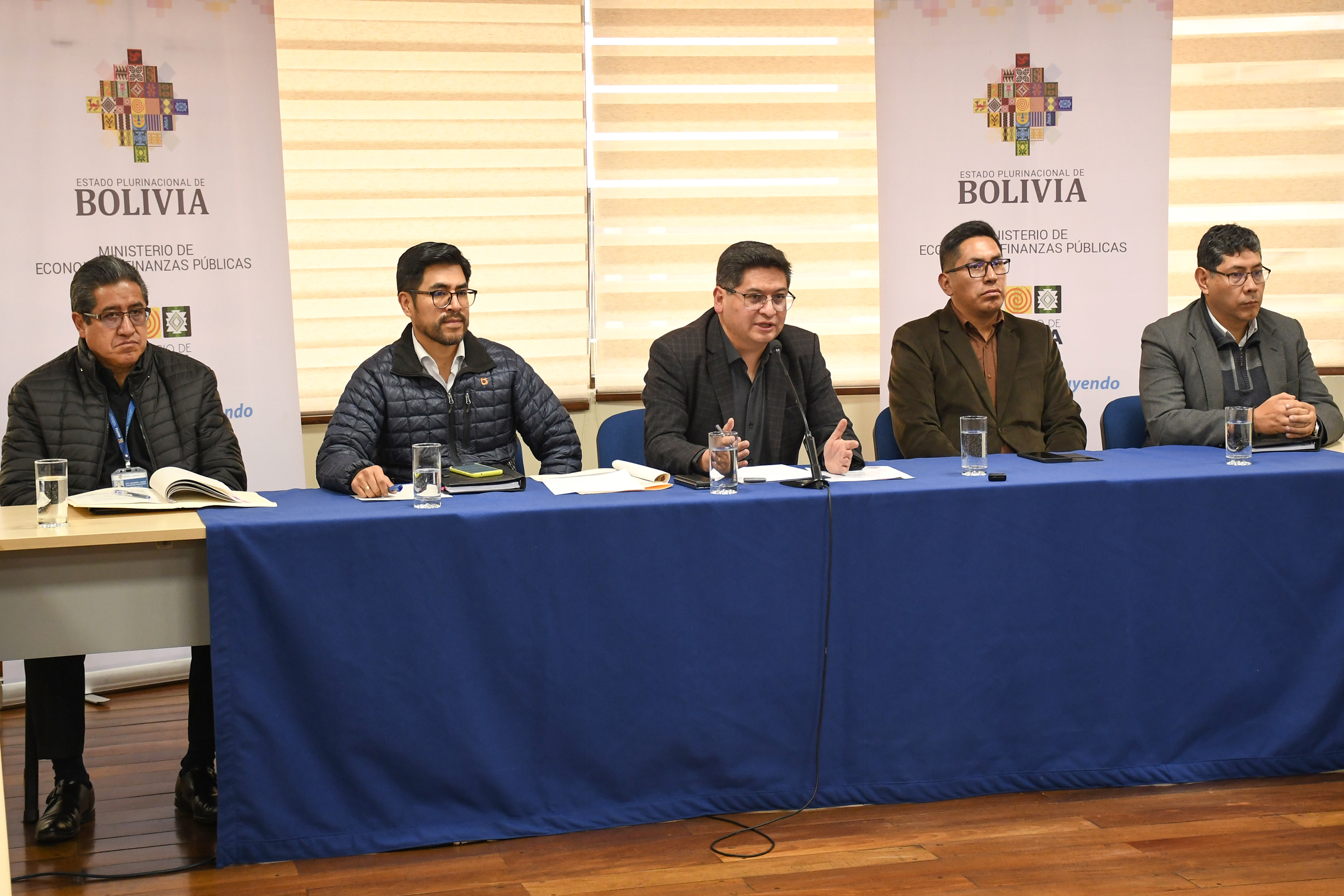 Transporte pesado no asiste al diálogo con el Gobierno, ven bloqueos con fines “estrictamente políticos”