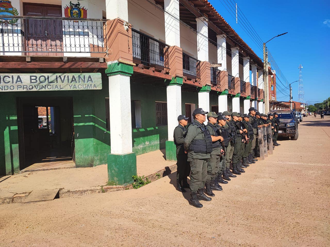 Aprehenden a dos personas por ataque y quema del Comando Policial de Santa Ana de Yacuma en Beni