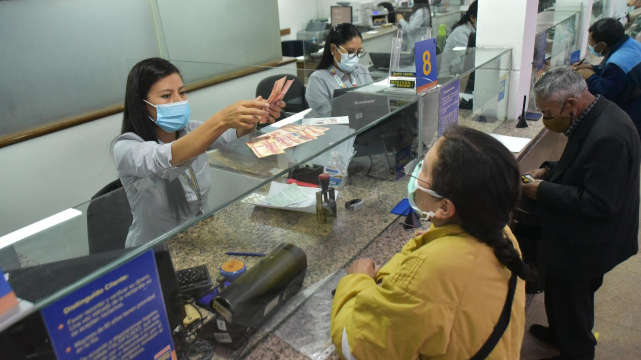 ASFI: 735.094 clientes que tienen créditos reciben beneficios por el cumplimiento con sus pagos 