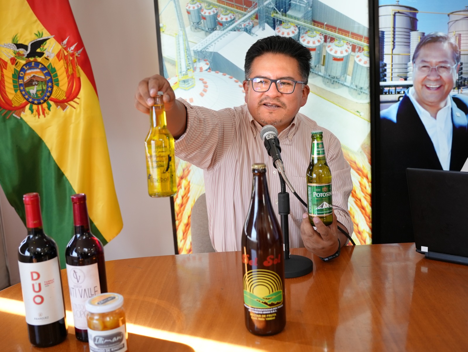 Envibol se consolida como la industria que supera el 90% en fabricación de envases de vinos, jugos y cervezas en el país 