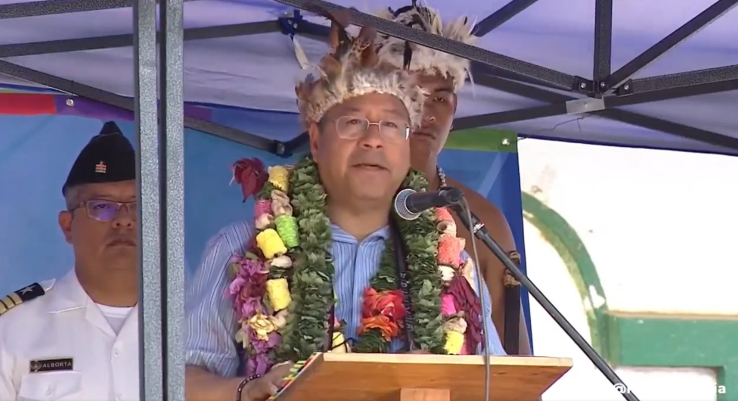 Apolo inaugura puente, Radio Base, Fibra Óptica y agencia del Banco Unión con Bs 13 millones de inversión