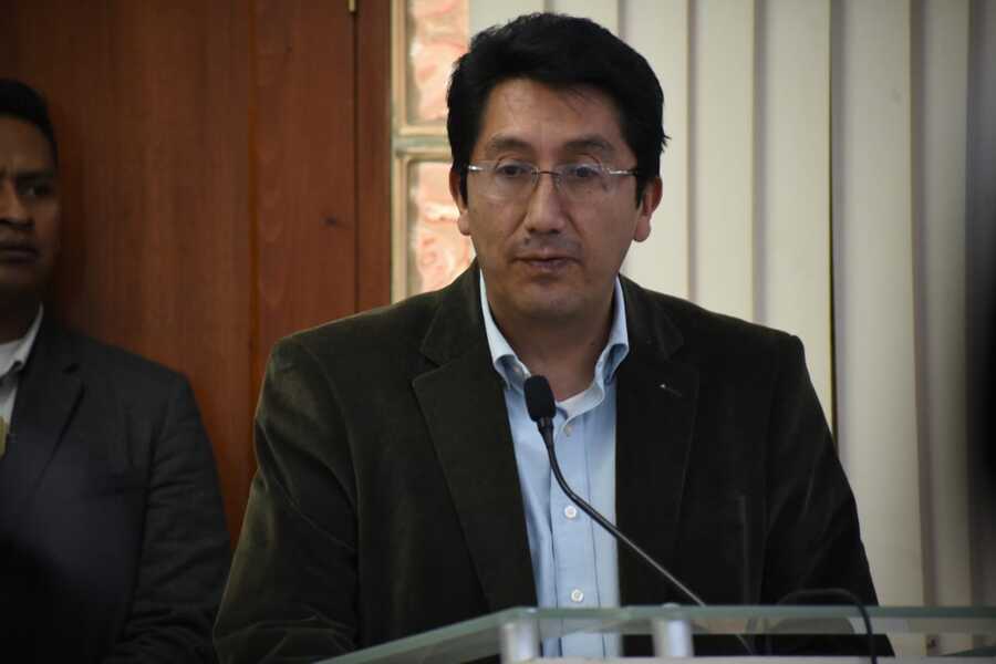 René Delgado Aguirre asume como nuevo Gerente General de la Caja Nacional de Salud