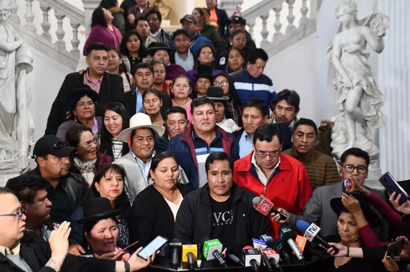Bancada renovadora reconoce a Grover García como jefe del MAS y califica de “nula” sesión de Asamblea presidida por Rodríguez