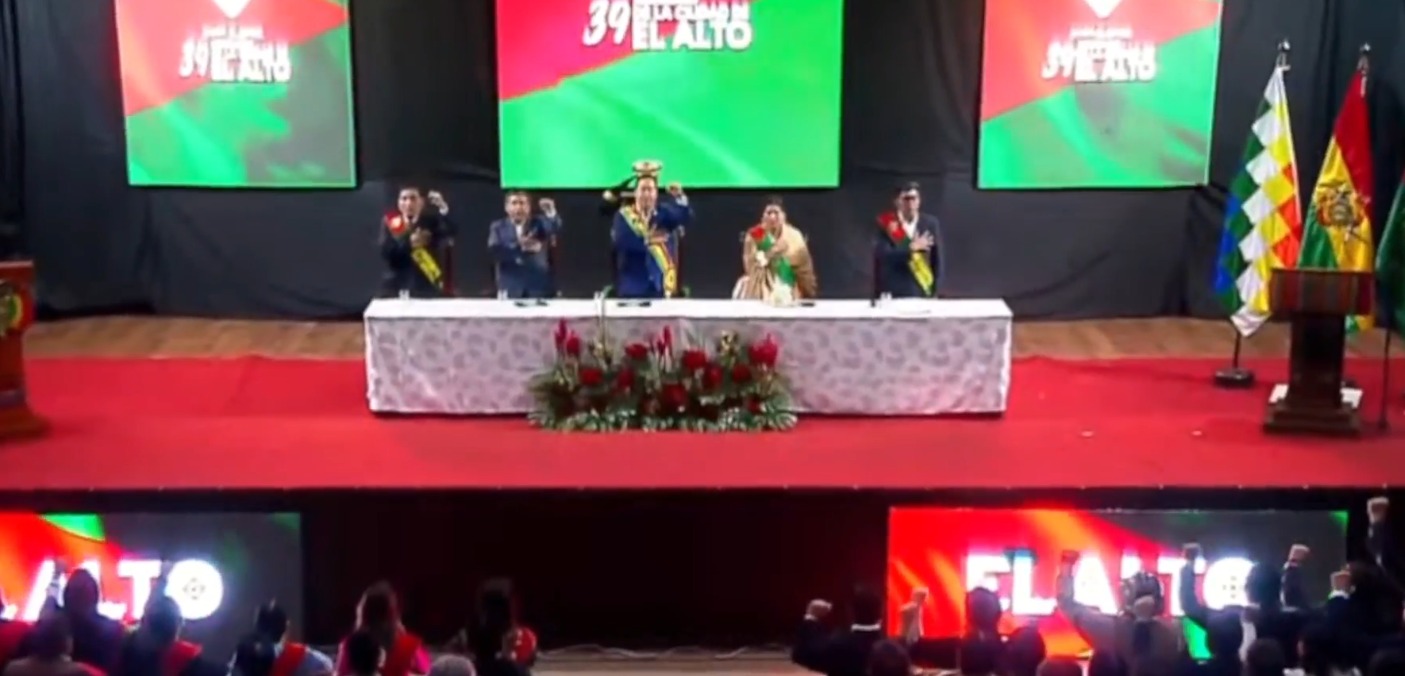 Presidente Arce participa en la Sesión de Honor por el 39 aniversario de El Alto