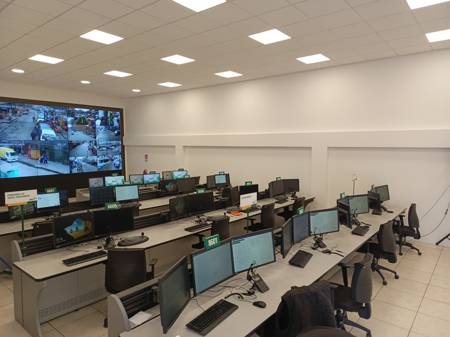 Arce inaugura moderno Sistema de Vigilancia BOL-110 para reforzar la seguridad ciudadana en El Alto