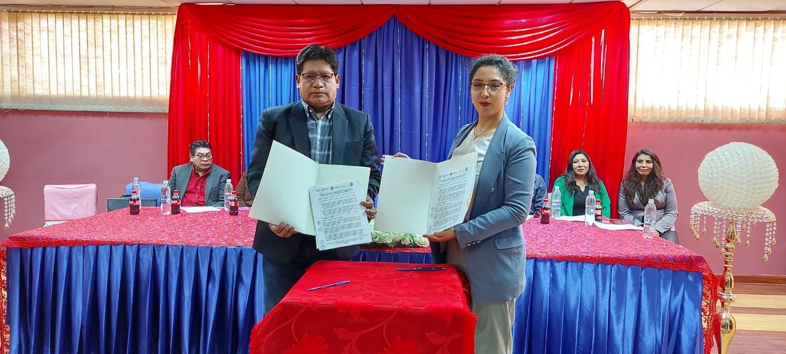 YLB y la Universidad Siglo XX acuerdan promover la investigación para la industrialización del litio