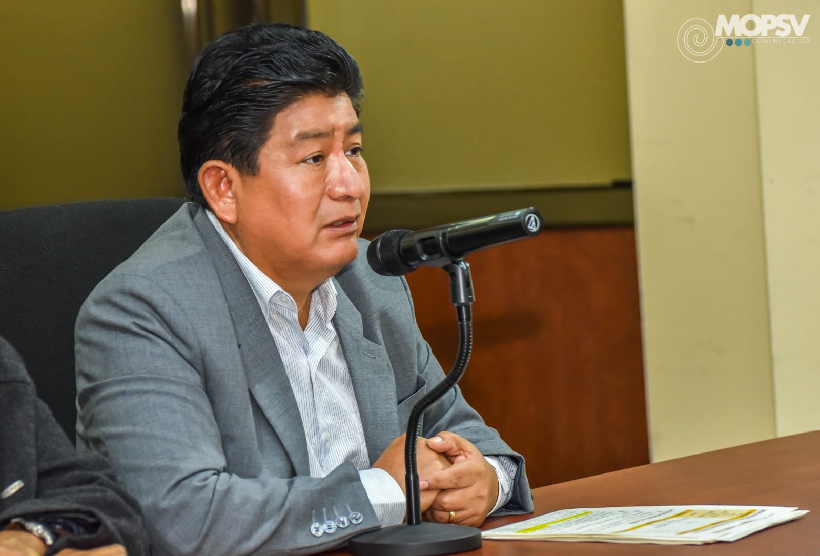 Dirigentes no asisten a reunión y demoran construcción del puente sobre el estrecho de Tiquina, Montaño pide reflexión