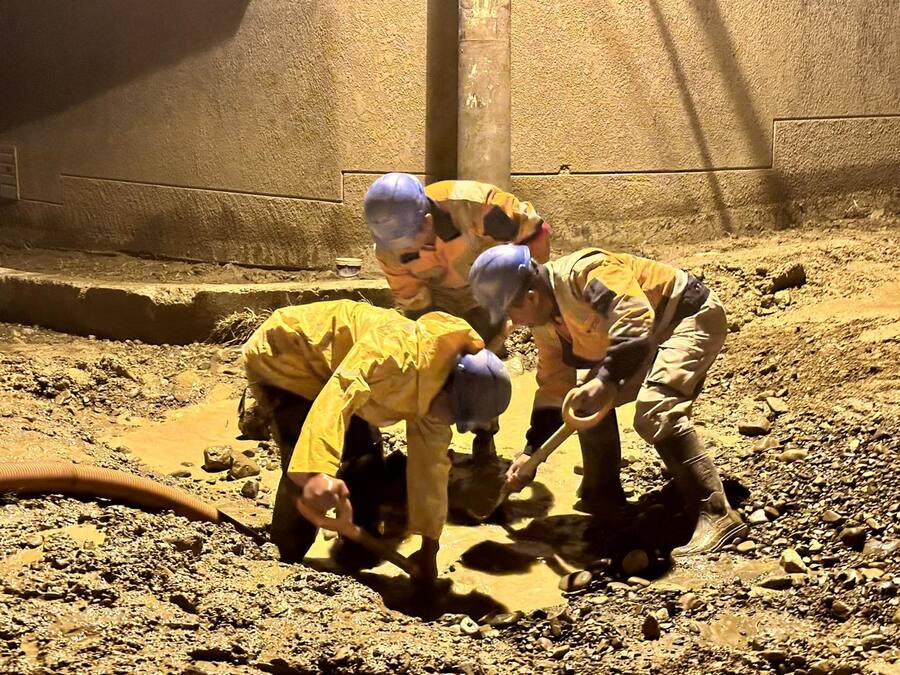 Epsas corta el servicio de agua potable en barrios de la zona Sur de La Paz para hacer reparaciones