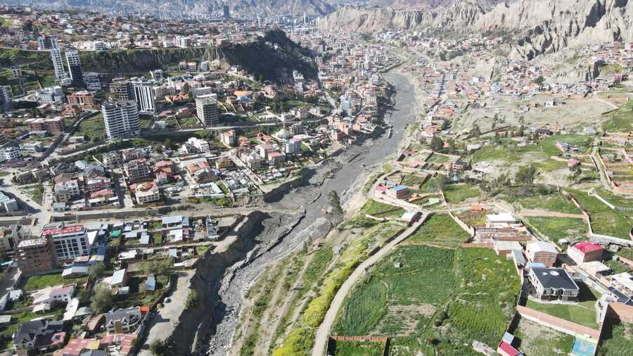 Ejército identificará lugares exactos de riesgo en La Paz con drones de última tecnología e imágenes en 3D