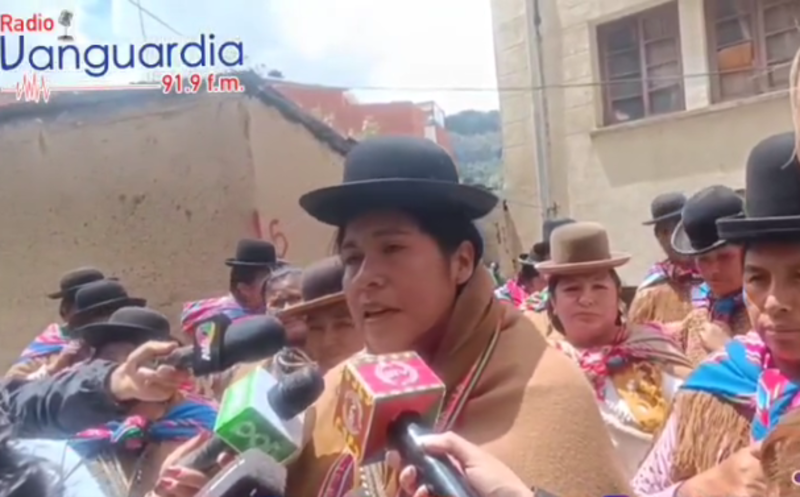 Dirigencia ratifica congreso de “Bartolinas” de La Paz en Sapahaqui