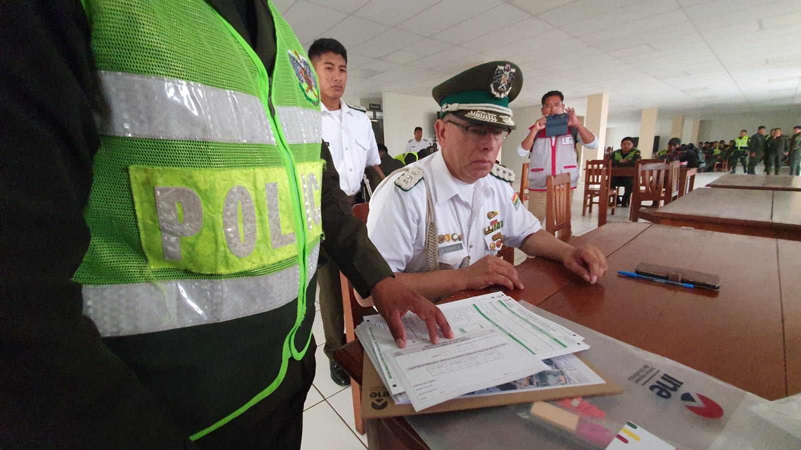 Habilitan cuatro líneas telefónicas en Pando para emergencias en salud durante la jornada censal