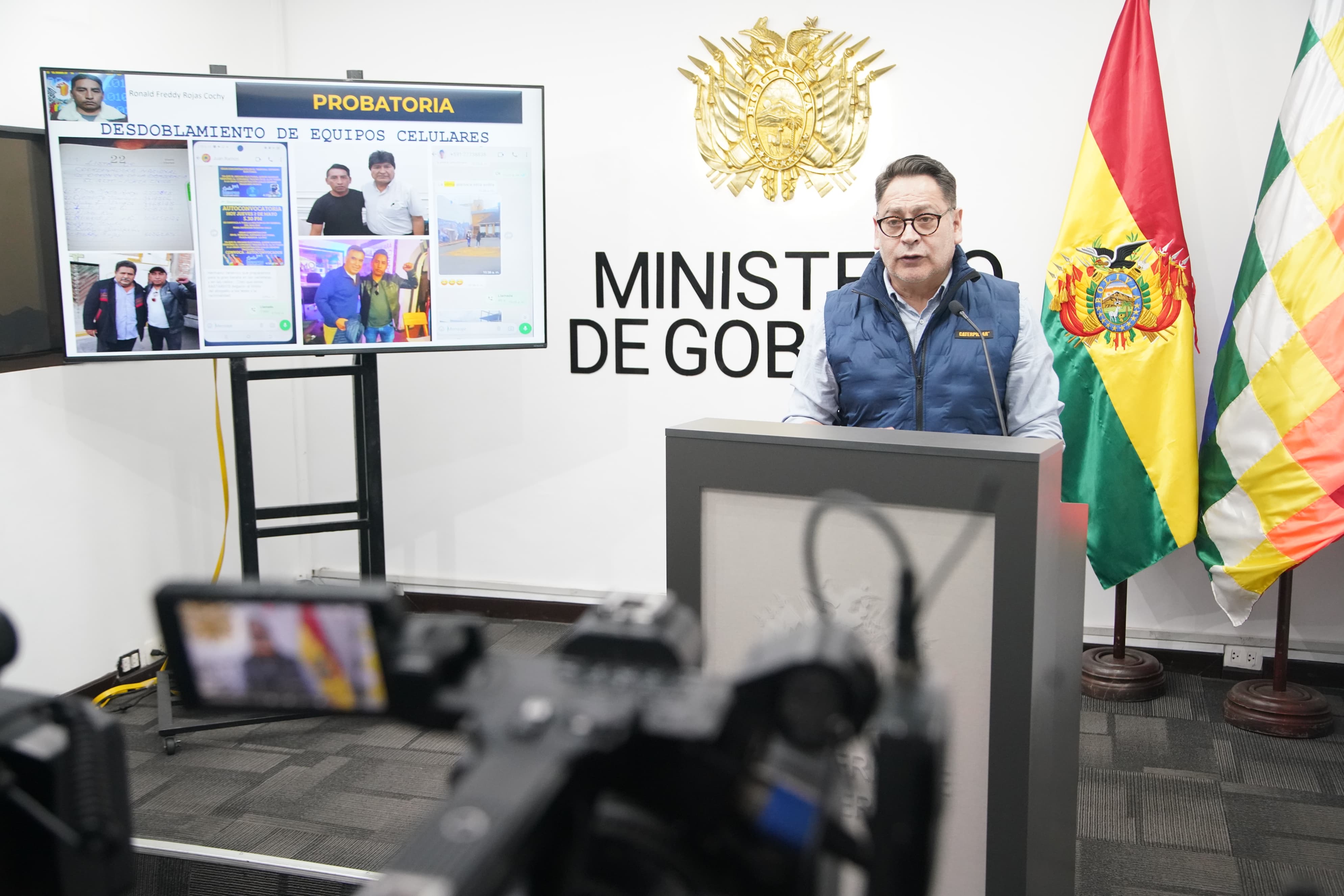 Revelan que tres seguidores de Morales portaban dinamitas el día de la inauguración del X Congreso del MAS en El Alto