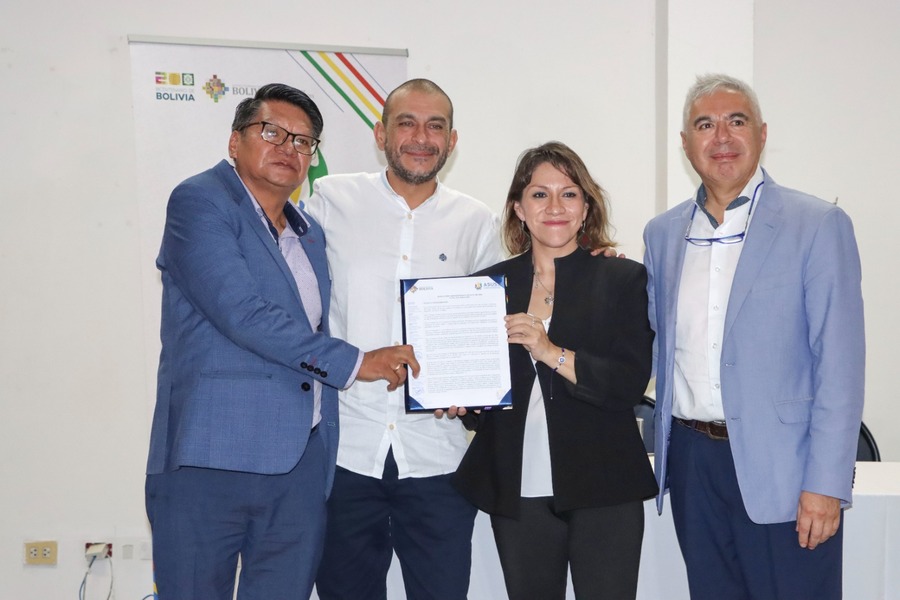 Caja Petrolera de Santa Cruz se acredita como primer establecimiento para trasplante renal de la seguridad social