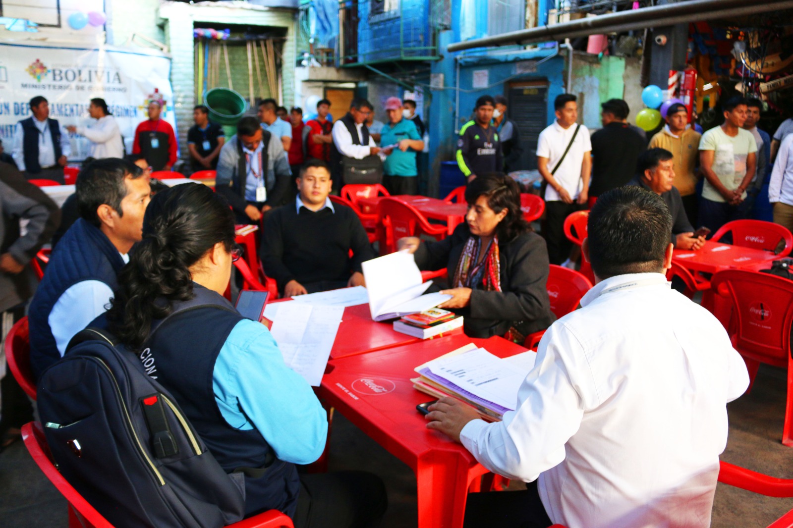 Plan de descongestionamiento carcelario beneficia a 94 privados de libertad en Cochabamba